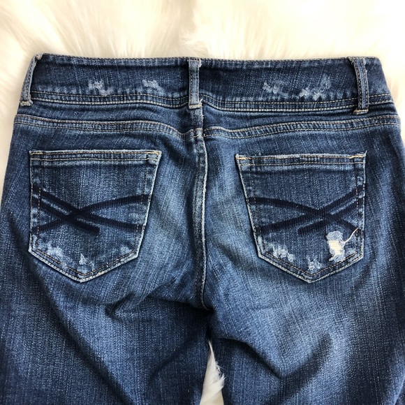 Aeropostale Low Rise Distressed Boot Cut Jeans - Picture 4 of 5